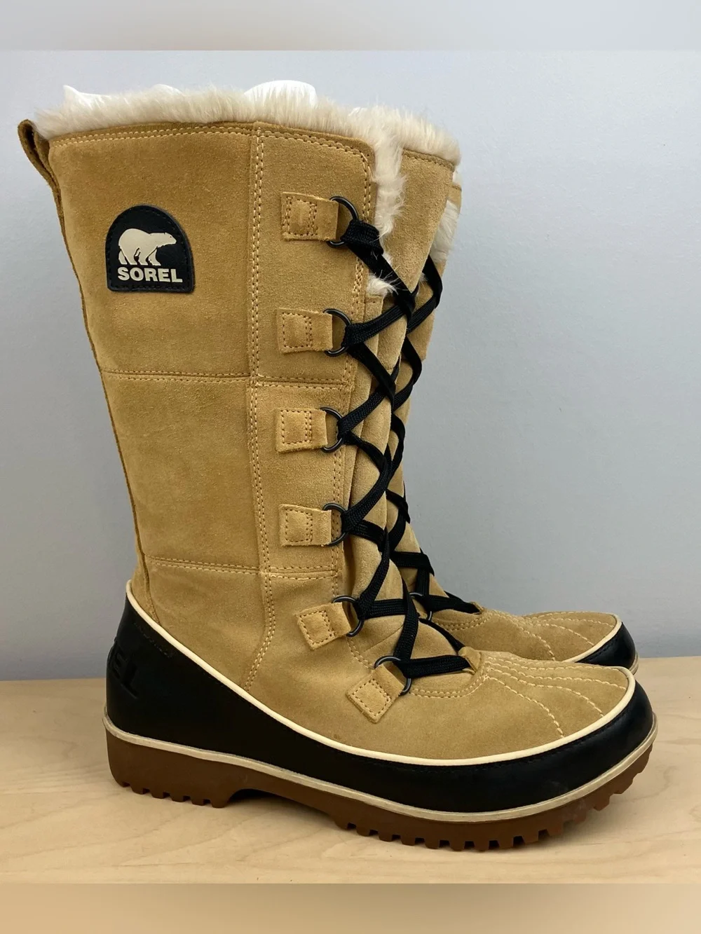 Sorel Women’s Size 10.0 Tivoli High II Wheat Suede Tall Winter Snow Boots